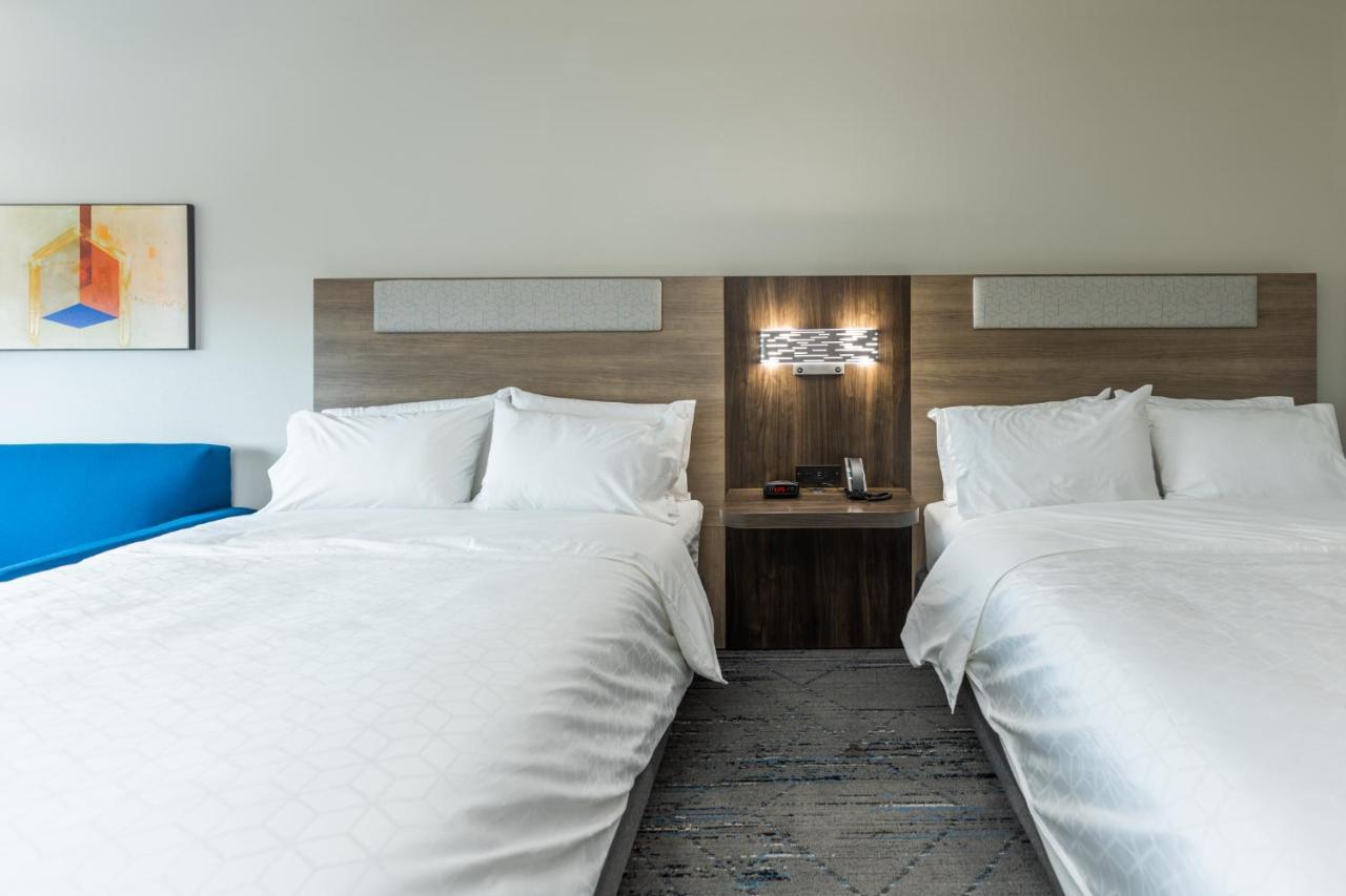 Holiday Inn Express & Suites Charlottesville By Ihg エクステリア 写真