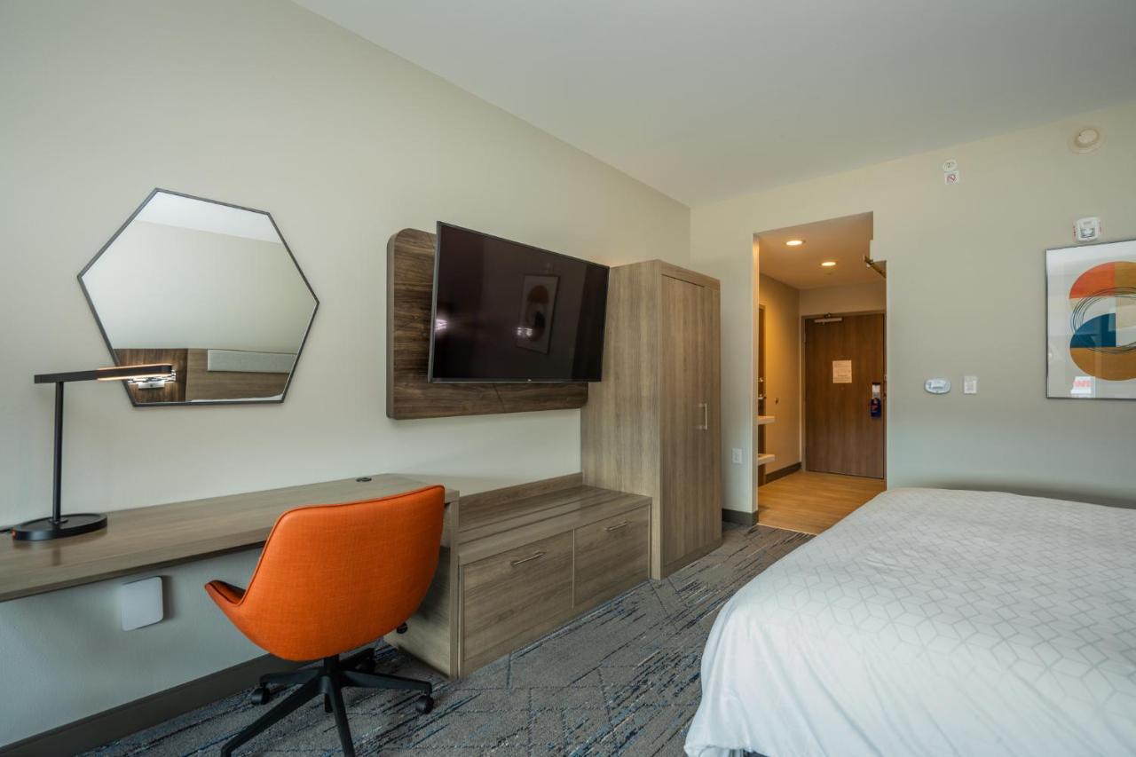 Holiday Inn Express & Suites Charlottesville By Ihg エクステリア 写真