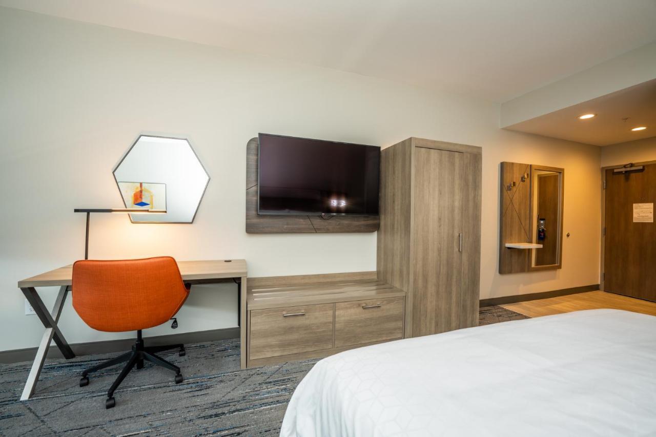 Holiday Inn Express & Suites Charlottesville By Ihg エクステリア 写真