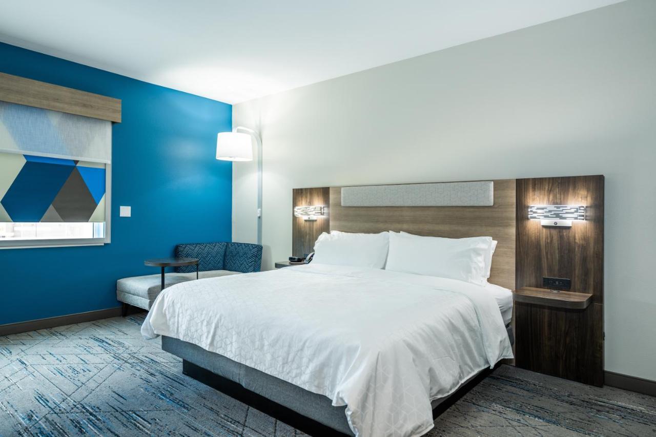 Holiday Inn Express & Suites Charlottesville By Ihg エクステリア 写真