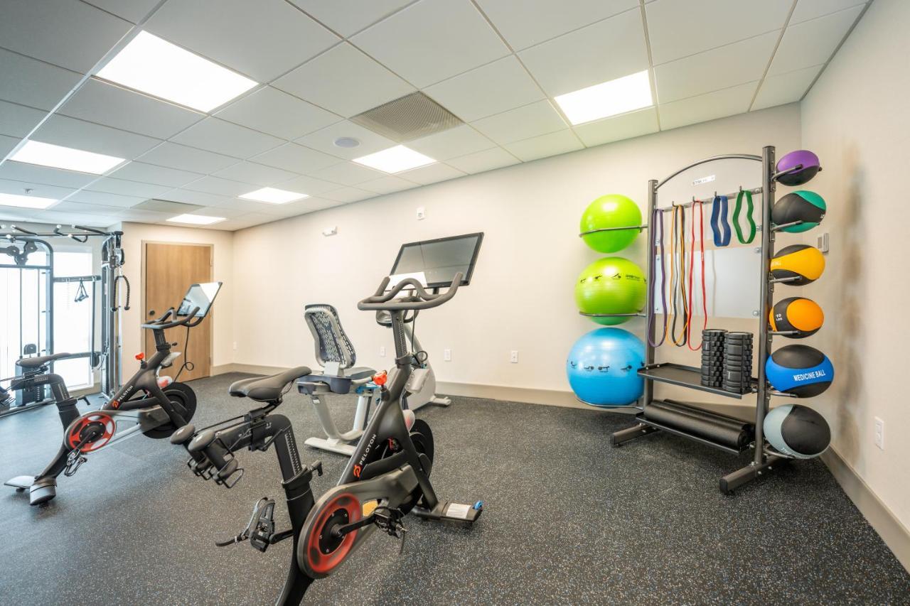 Holiday Inn Express & Suites Charlottesville By Ihg エクステリア 写真
